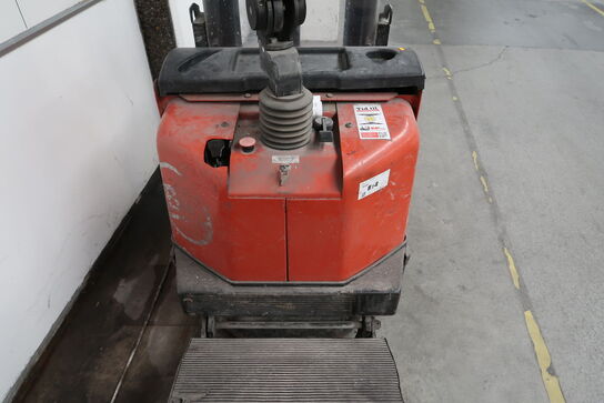 Stacker BT 1200 kg yr. 2003