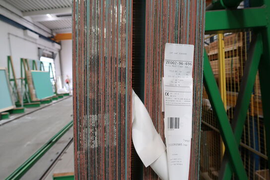 Lot of glass boards, i.a. 6x3.2m