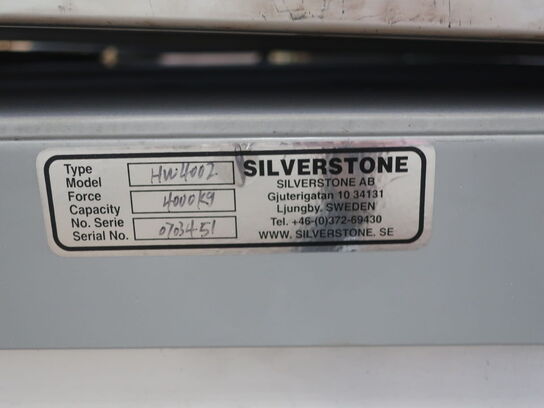 Lift table SILVERSTONE HW4002 4 tons