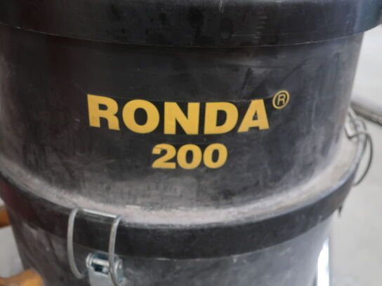 Vacuum cleaner RONDA 200