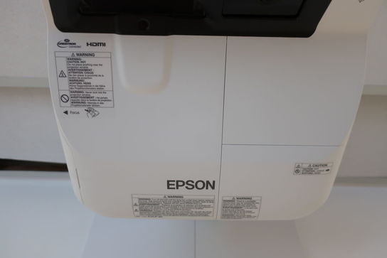 Projektor EPSON EB-595Wi (skal afmonteres af kunde)