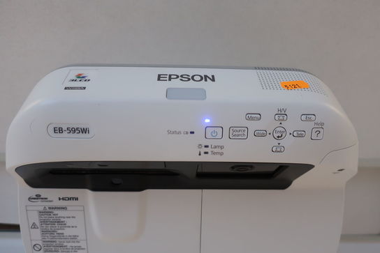 Projektor EPSON EB-595Wi (skal afmonteres af kunde)