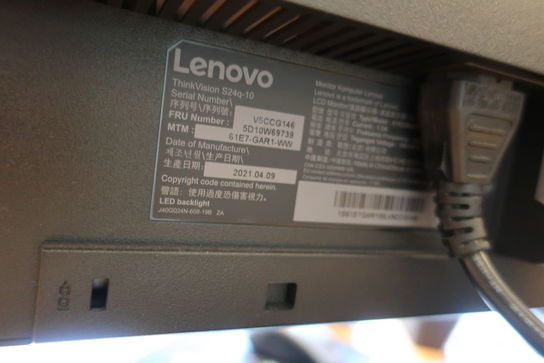 IT-udstyr LENOVO samt LOGITECH