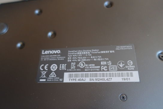 IT-udstyr LENOVO samt LOGITECH