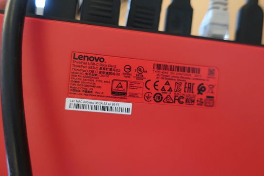 IT-udstyr LENOVO samt LOGITECH