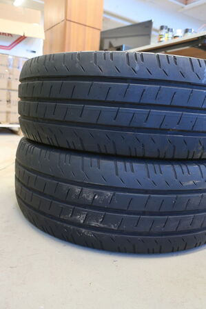 2 stk. dæk CONTINENTAL 235/65 R 16 C