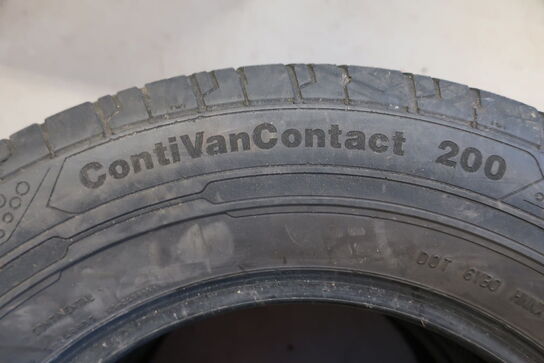 2 stk. dæk CONTINENTAL 235/65 R 16 C