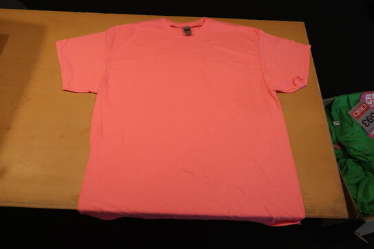 Ca. 50 stk. Heavy Blend T-shirts i Pink - Str. XL