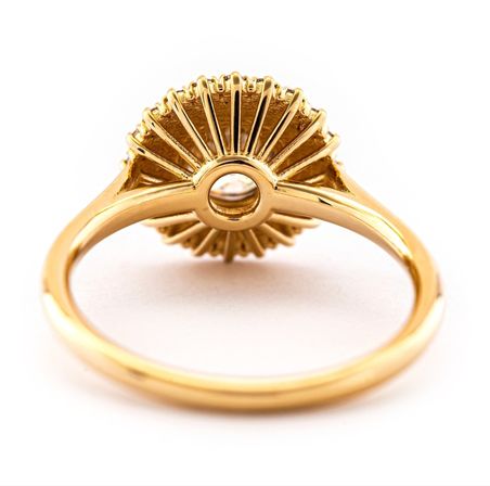 Brilliant ring, 14ct guld. Total 1.17ct naturlige brillianter.