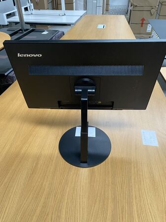  Monitor 24¨ LENOVO