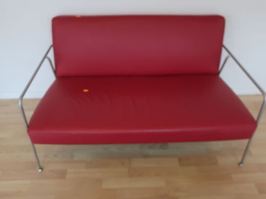 Rød 2 pers. sofa