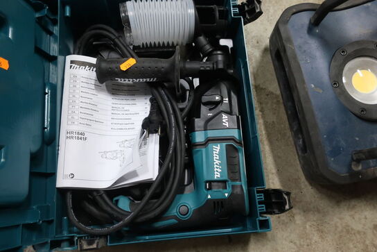 Slagboremaskine MAKITA HR1841F