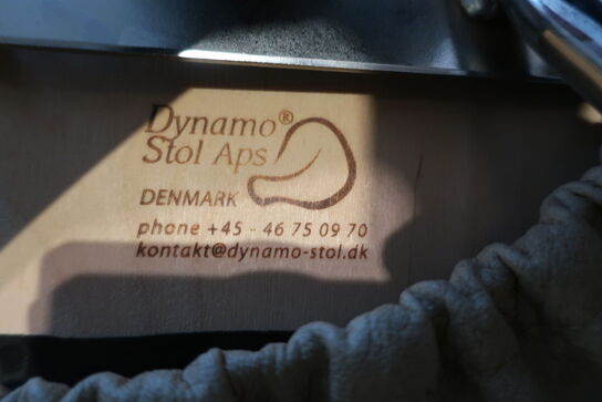 2 stk. stole DYNAMOSTOL