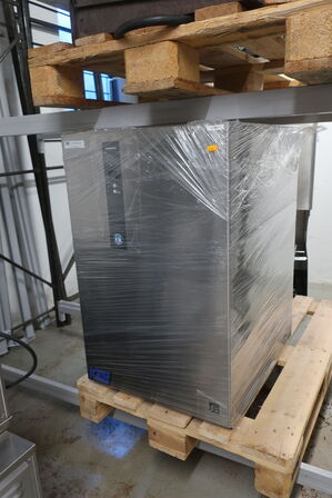 Isterningemaskine HOSHIZAKI IM 240 AWNE