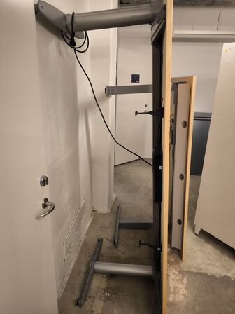 2 stk. el. hæve/sænke skriveborde