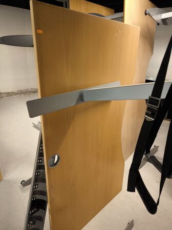2 stk. el. hæve/sænke skrivebord