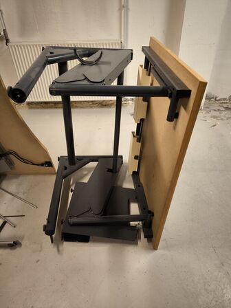 Hæve/sænke skrivebord