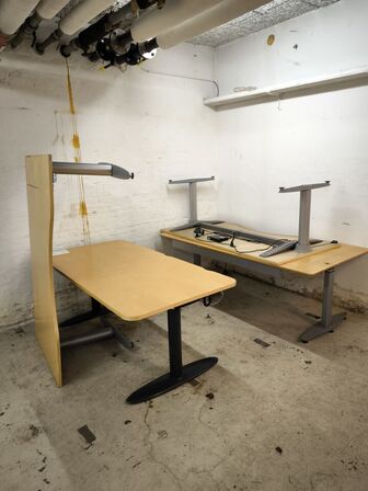 4 stk. el. hæve/sænke skriveborde