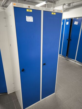 Omklædningsskab