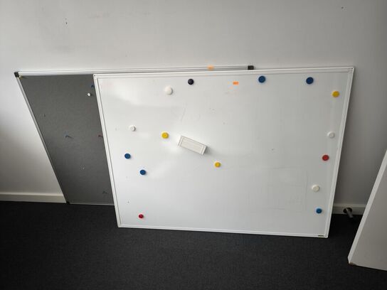 2 stk. whiteboards