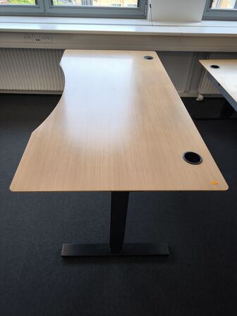 2 stk. el. hæve/sænke skriveborde