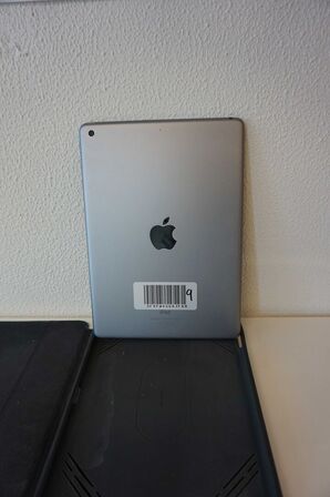 Apple Ipad F9TF 