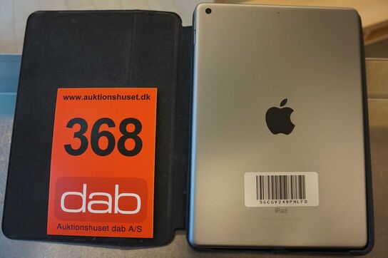 Apple Ipad med case Model: A1822 