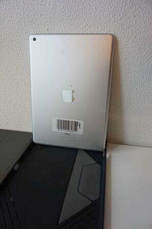 Apple Ipad F9TF 