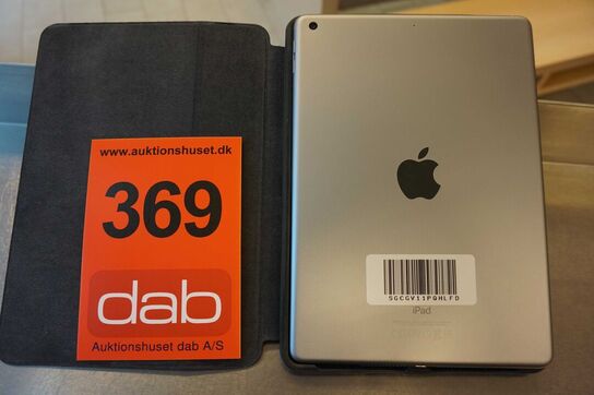 Apple Ipad med case Model: A1822 