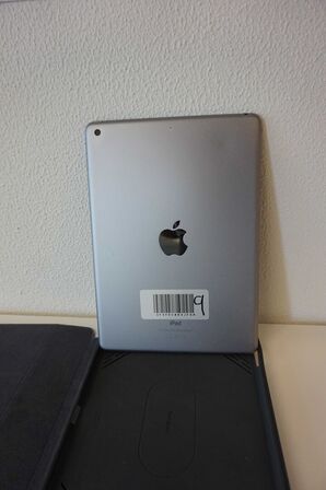 Apple Ipad F9TF 