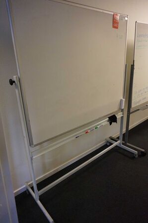 4 stk Whiteboards i aas str 