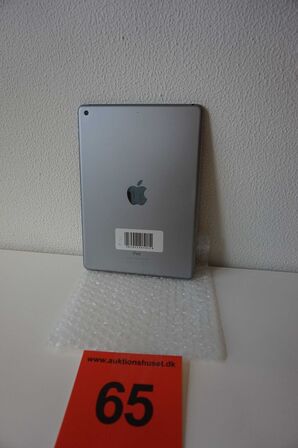 Apple Ipad Model: A1822 