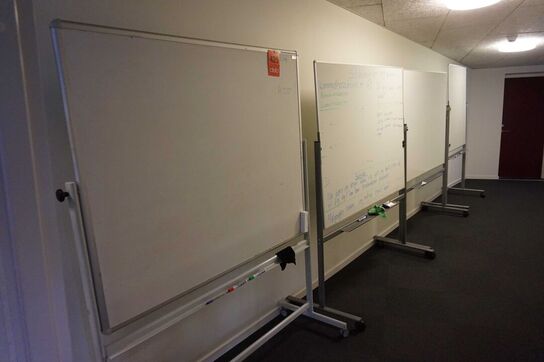 4 stk Whiteboards i aas str 