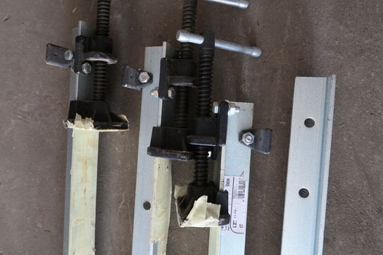 4 stk. Dørtvinger BESSEY TB210