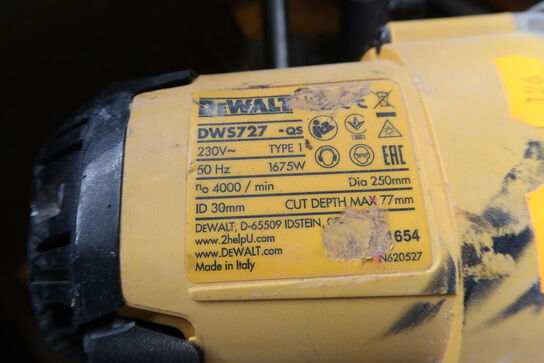 Kap- /Geringssav DEWALT DWS727