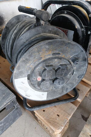 2 stk. Kabeltromler 230V