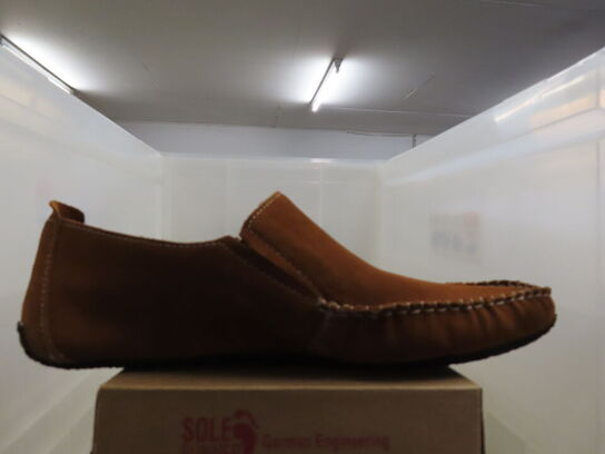 Sko SOLE RUNNER - str. 41