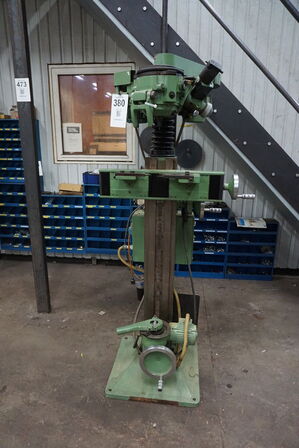 CENTER HOLE GRINDER  LIVNICA B6-C1