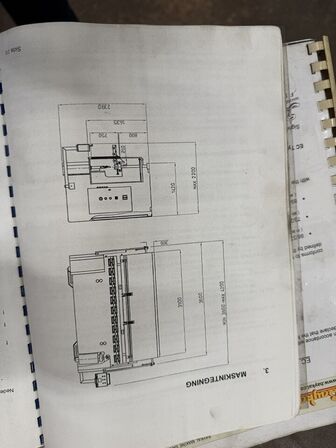 2 axet Kantpresse BAYKAL APH 3110x200 Årgang 2007 - ( 1030 arbejdstimer )