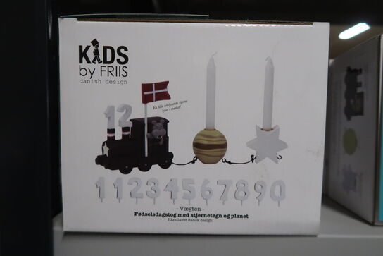 2 pk. Kids by Friis fødselsdagstog med planet og stjerne, vægten