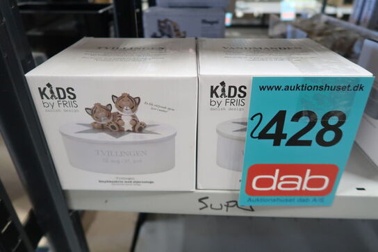 2 stk. Kids By Friis Smykkeskrin med stjernetegn