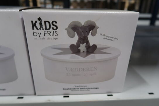 2 stk. Kids By Friis Smykkeskrin med stjernetegn