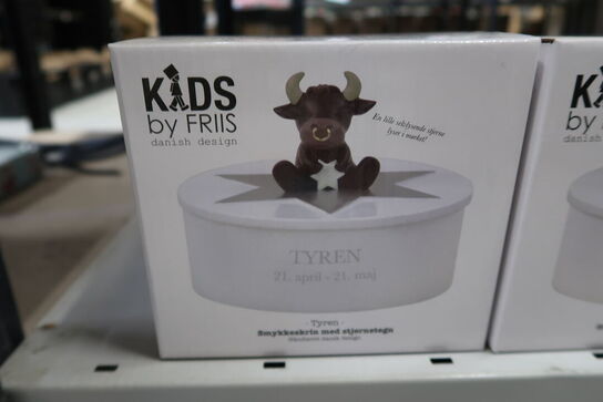 2 stk. Kids By Friis Smykkeskrin med stjernetegn
