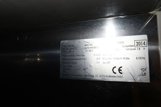 Køleskab ELECTROLUX RE471FN uden indhold