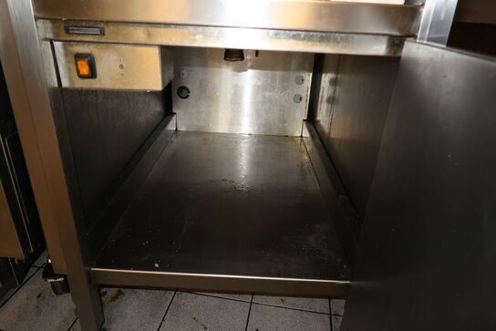Serveringsstation med indhold