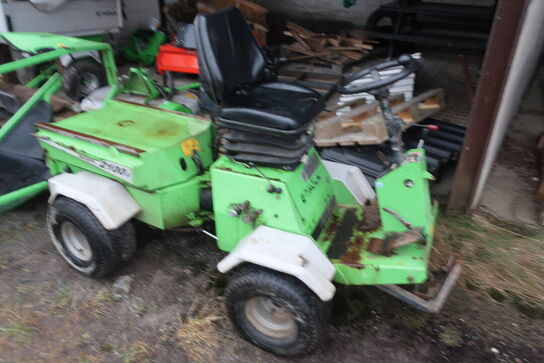 Egholm 2100 Maskine med baglift på,  alt virker