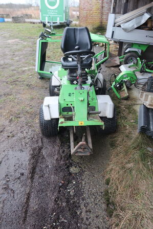 Egholm 2100 Maskine med baglift på,  alt virker