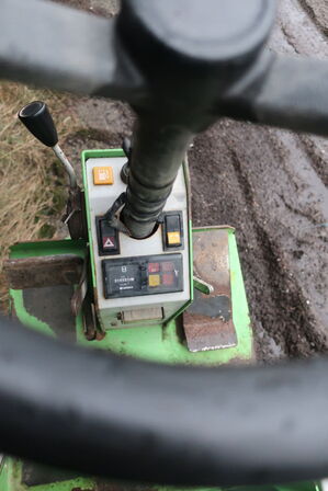 Egholm 2100 Maskine med baglift på,  alt virker