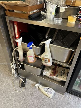 Arbejdsstation i rustfri stål inkl. træhylde