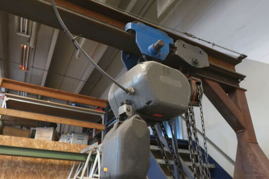 Kran på stativ 2T SVERO/CORSO/GIS H300xB800cm